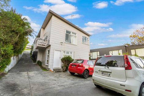 Photo of property in 2/78 Seaview Road, Castor Bay, Auckland, 0620