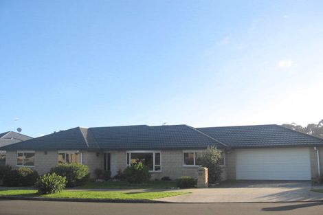 Photo of property in 25 Harry Shaw Way, Raumati South, Paraparaumu, 5032