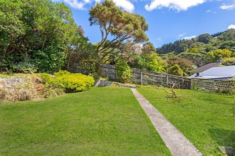 Photo of property in 4 Tainui Terrace, Tawa, Wellington, 5028