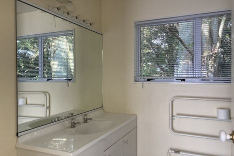 Photo of property in 43b Arthur Road, Hillpark, Auckland, 2102