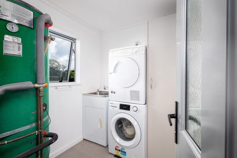 Photo of property in 16 Te Akau Drive, Russell, 0272