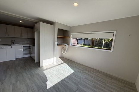 Photo of property in 4 Stella Place, Manurewa, Auckland, 2102