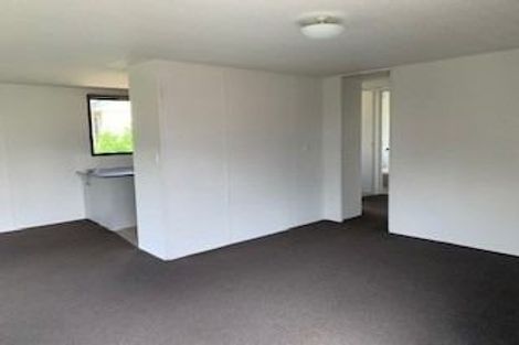 Photo of property in 28 Devonshire Road, Unsworth Heights, Auckland, 0632