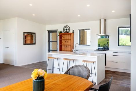 Photo of property in 44 Timoti Road, Waimarama, Havelock North, 4294