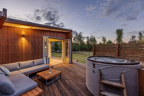 Photo of property in 70 Grandview Road, Lake Hawea, Wanaka, 9382