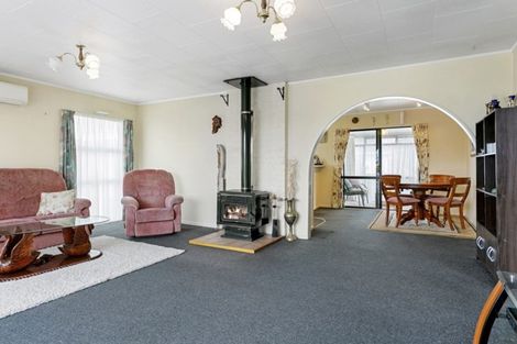 Photo of property in 6 Hampstead Place, Richmond Heights, Taupo, 3330