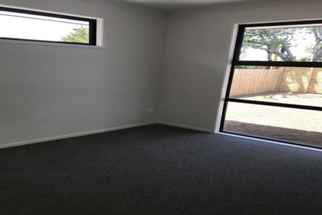 Photo of property in 1/2 Mcnicol Street, Fairfield, Hamilton, 3214