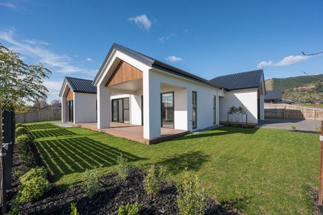 Photo of property in 1 Greenway Crescent, Hope, Richmond, 7020