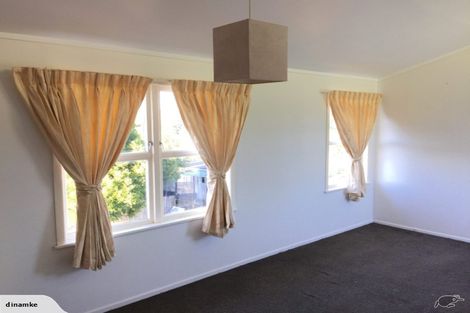 Photo of property in 19 Woodvale Road, Glen Eden, Auckland, 0602