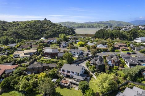Photo of property in 15 Observatory Close, Whitby, Porirua, 5024