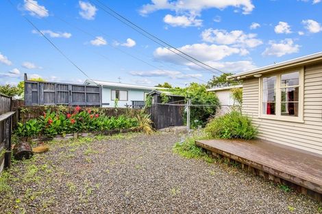 Photo of property in 24 Parakai Street, Paraparaumu, 5032