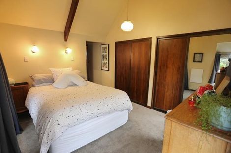 Photo of property in 11 Swithland Place, Avonhead, Christchurch, 8042