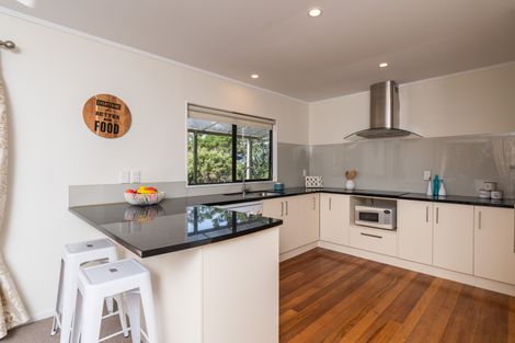 Photo of property in 235 Devich Road, Mangawhai, Kaiwaka, 0573