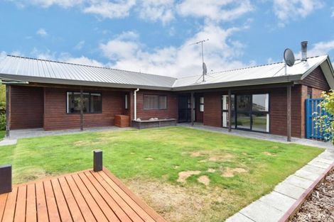 Photo of property in 11 Forest Park Place, Parklands, Christchurch, 8083