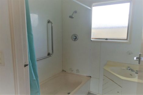 Photo of property in 35 Daytona Road, Henderson, Auckland, 0610