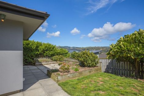 Photo of property in 16 Nelson Avenue, Aotea, Porirua, 5024