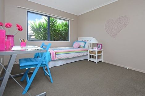 Photo of property in 3 Tir Conaill Avenue, Flat Bush, Auckland, 2019