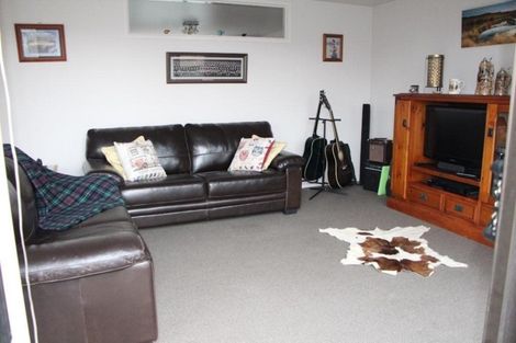 Photo of property in 13 Harris Street, Pleasant Point, 7903