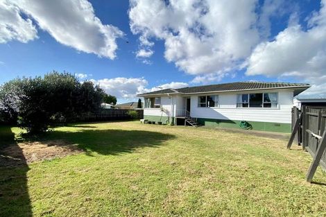 Photo of property in 2/26a Boundary Road, Clover Park, Auckland, 2019