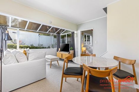 Photo of property in 2/221 Rangatira Road, Beach Haven, Auckland, 0626