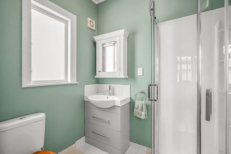 Photo of property in 130 Matsons Avenue, Papanui, Christchurch, 8053