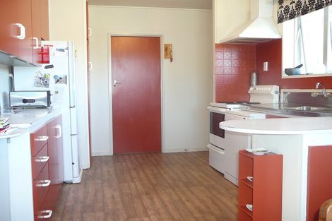 Photo of property in 14 Campbell Street, Alexandra, 9320