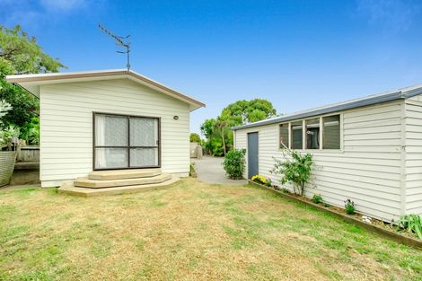 Photo of property in 33 Campbell Avenue, Paraparaumu, 5032