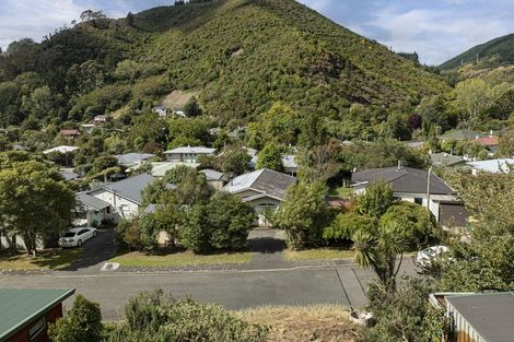 Photo of property in 17 Robinson Road, The Brook, Nelson, 7010