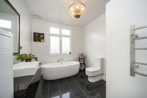 Photo of property in 44 Roy Street, Palmerston North, 4410