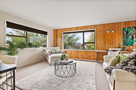 Photo of property in 3 Fielding Crescent, Farm Cove, Auckland, 2012