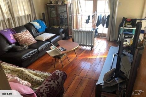 Photo of property in 218 Clyde Street, Island Bay, Wellington, 6023