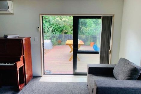 Photo of property in 318 Triangle Road, Massey, Auckland, 0614