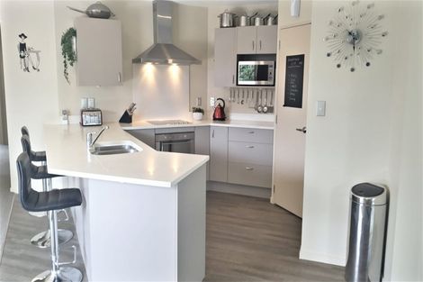 Photo of property in 14 Acacia Avenue, Rangiora, 7400