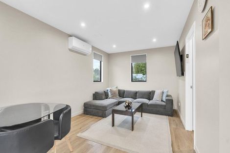 Photo of property in 2/397 Sawyers Arms Road, Harewood, Christchurch, 8051