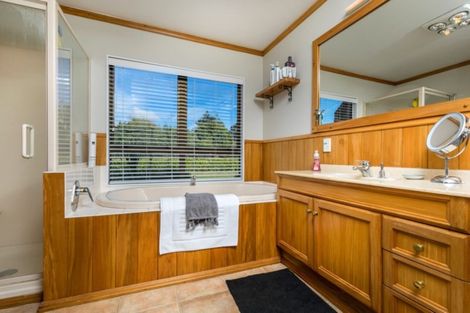 Photo of property in 31 Rangitopuni Road, Riverhead, 0793