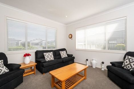 Photo of property in 15 Turpin Road, Riverhead, 0820