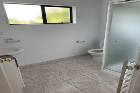 Photo of property in 2/12 Belmont Terrace, Milford, Auckland, 0620