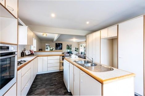 Photo of property in 147 Wairakei Road, Bryndwr, Christchurch, 8053