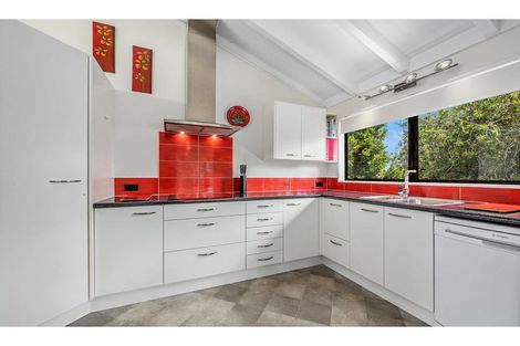 Photo of property in 2/39 Killarney Avenue, Torbay, Auckland, 0630