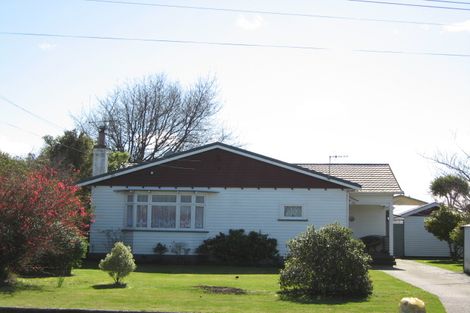 Photo of property in 10 Hunia Street, Marton, 4710