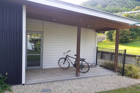 Photo of property in 17 Campbell Street, Nelson South, Nelson, 7010