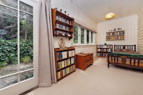 Photo of property in 52 Beach Valley Road, Piha, New Lynn, 0772