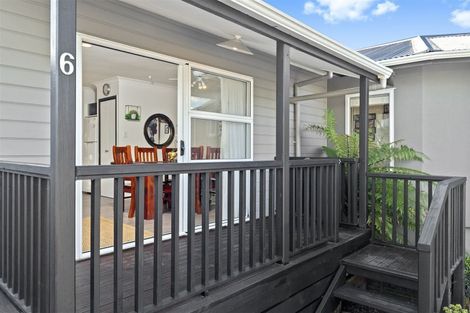 Photo of property in 6 Armitage Place, Tuakau, 2121