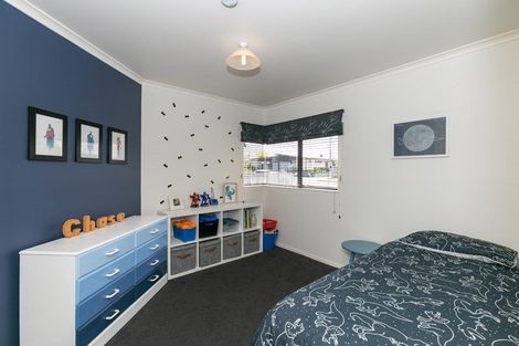 Photo of property in 132 Rototuna Road, Rototuna, Hamilton, 3210