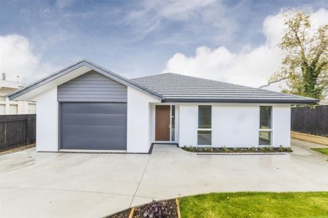 Photo of property in 74 Heretaunga Street, Palmerston North, 4414
