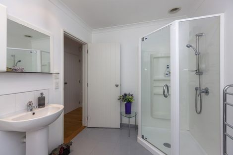 Photo of property in 8 River Glade, Waikanae, 5036