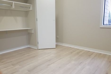 Photo of property in 4/109 Shakespeare Road, Milford, Auckland, 0620