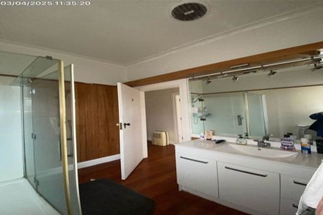 Photo of property in 7 Otahuri Crescent, Greenlane, Auckland, 1051