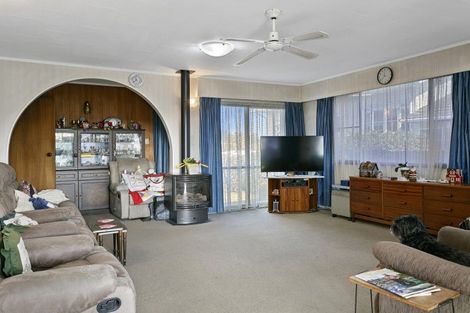 Photo of property in 15 Glengarry Place, Hilltop, Taupo, 3330