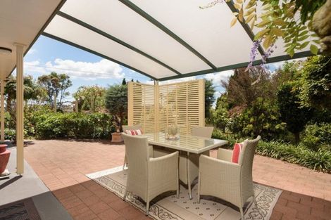 Photo of property in 1 Saunders Place, Te Puke, 3119